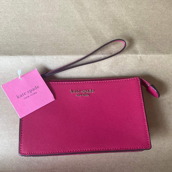 kate spade Handbags - NWT Pink Kate Spade Wristlet Purse
